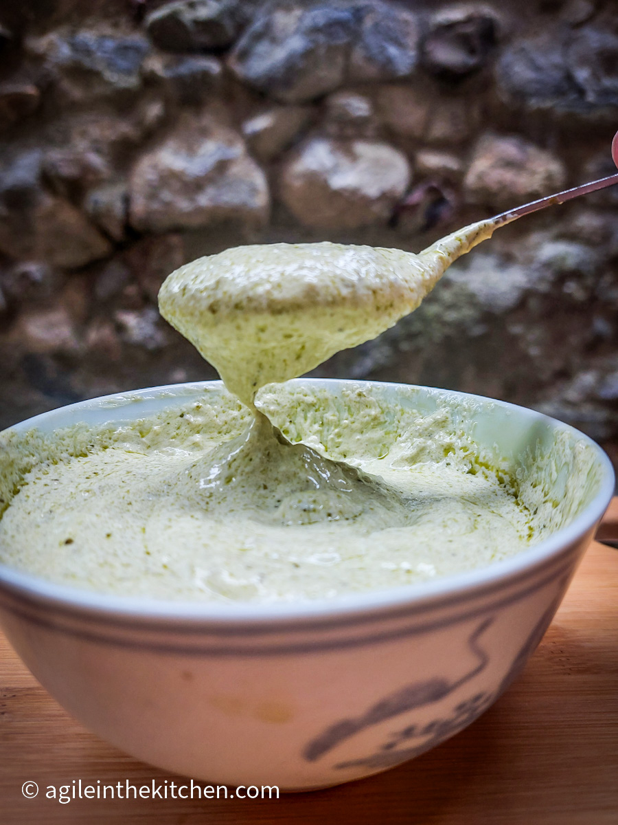 Creamy green pesto dressing