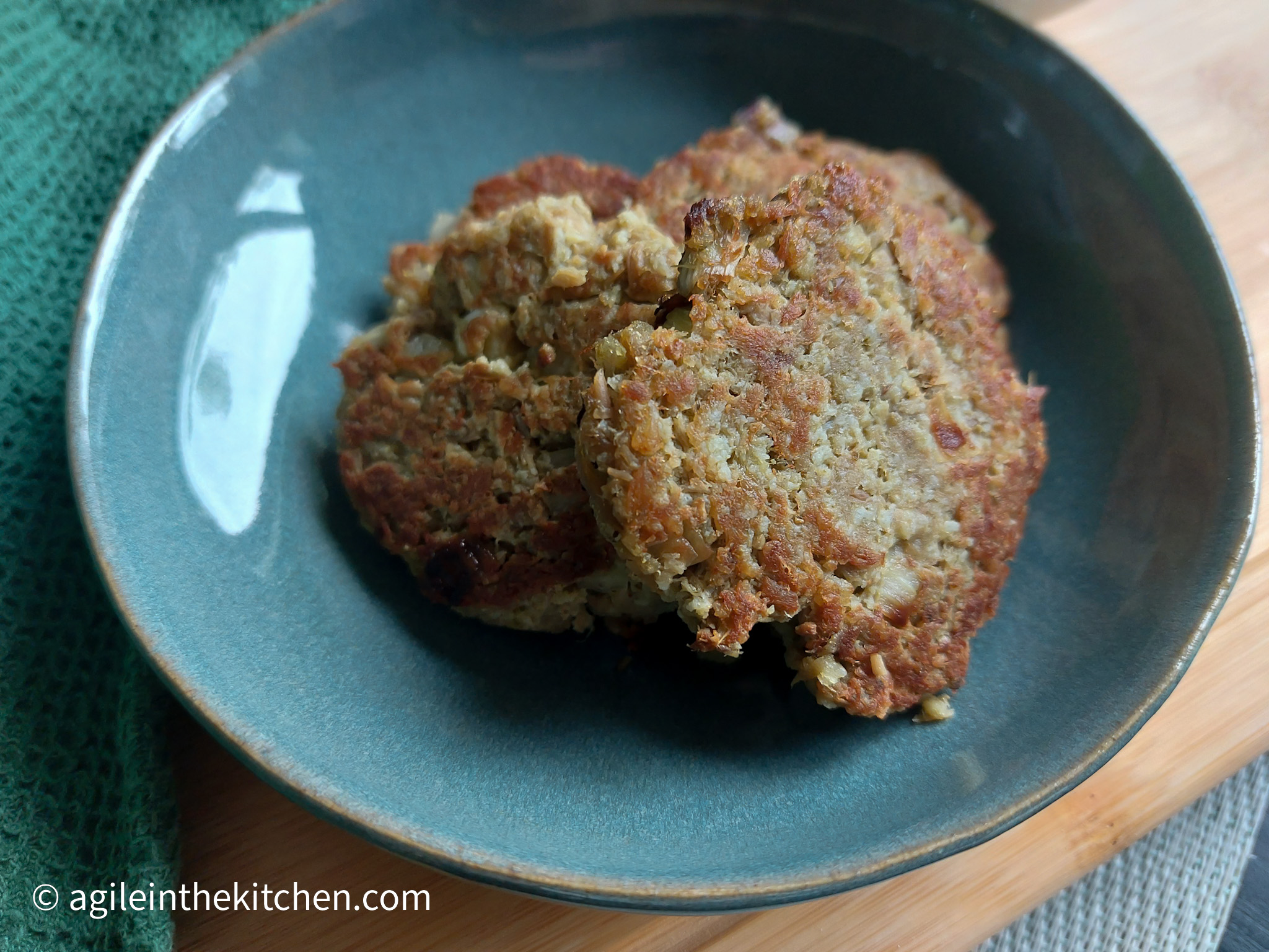 Tuna and pesto patties